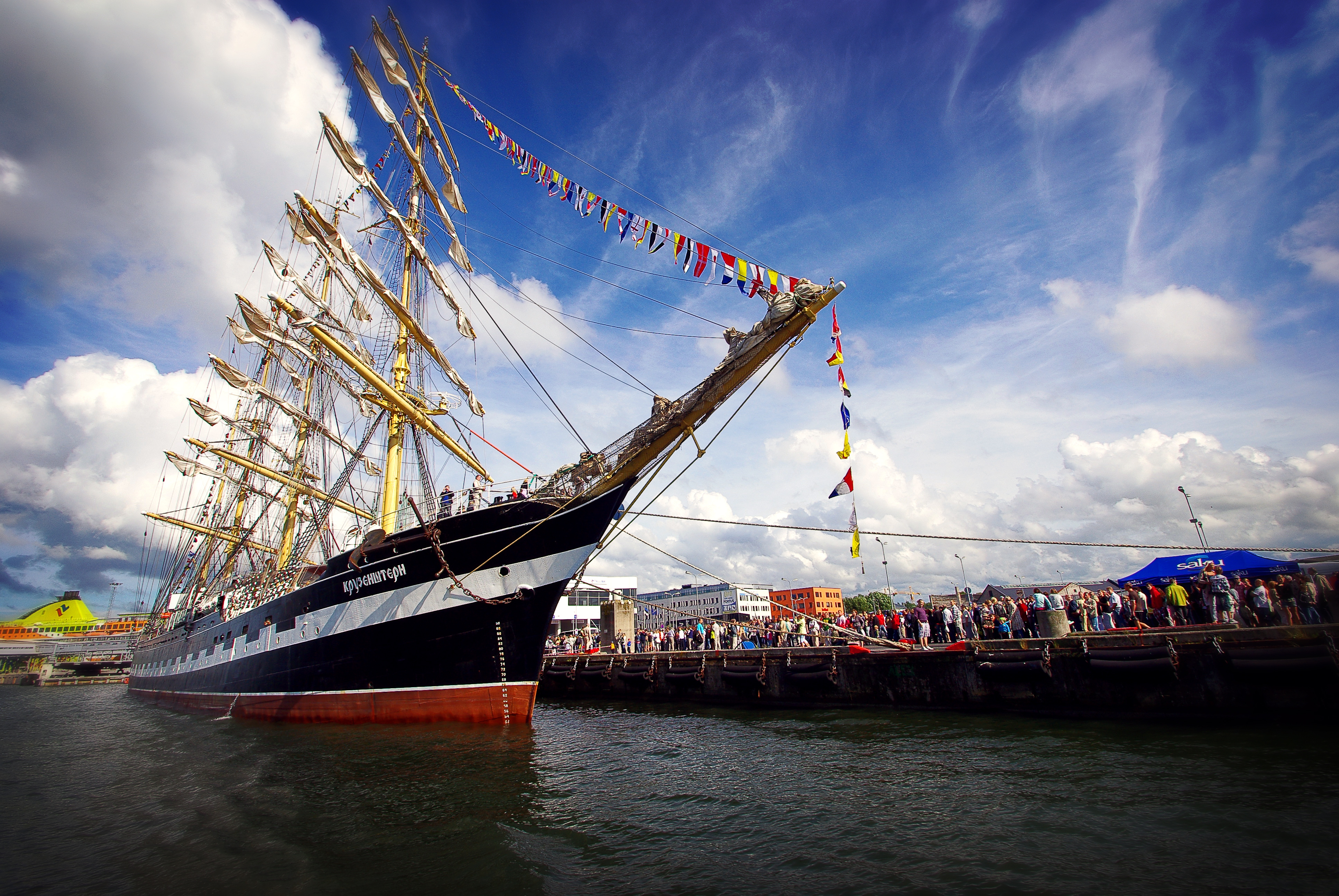 Barque_Kruzenshtern.jpg