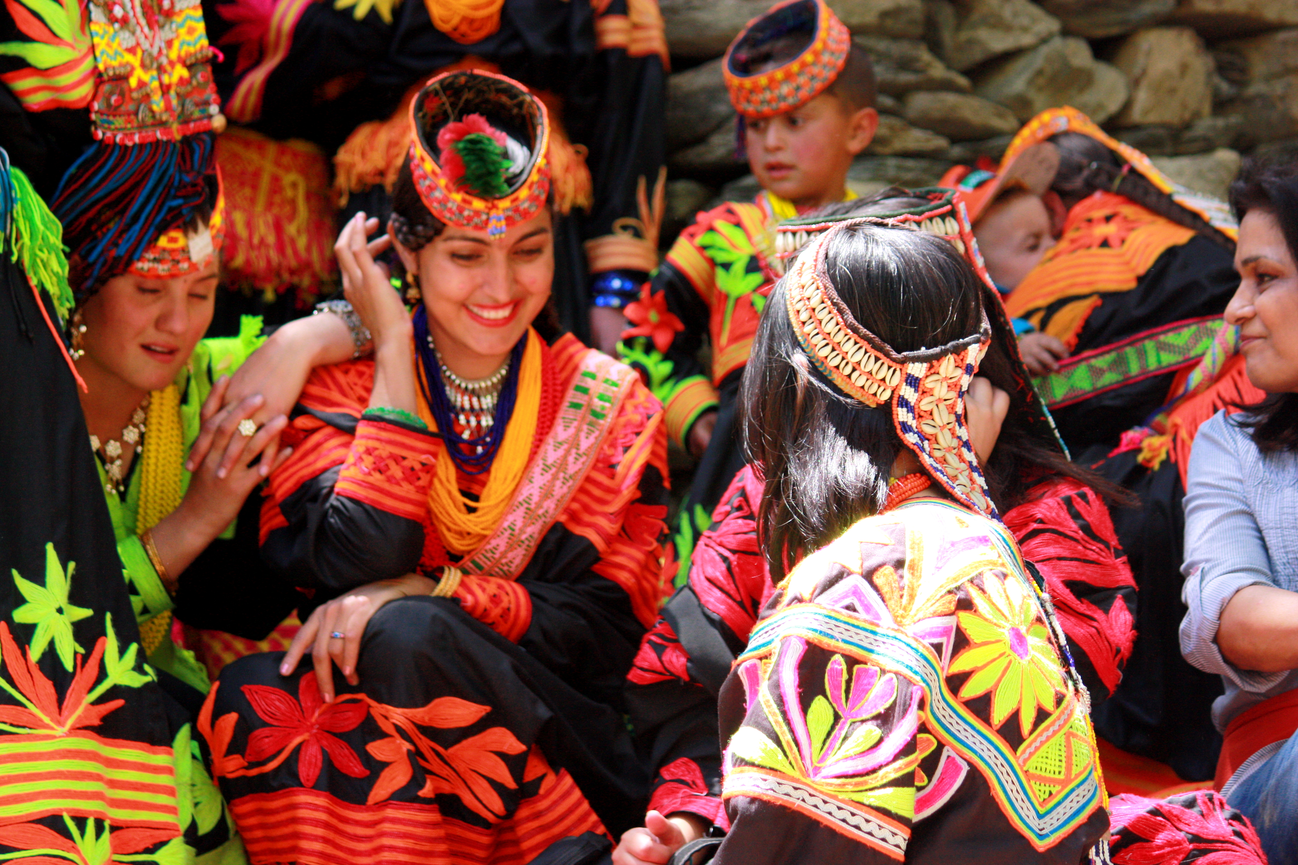 Kalash: Amazing people in the mountains of Pakistan. | OUTLOOK