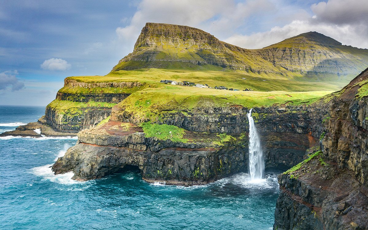 FaroeIslands_He_1498218582.jpg